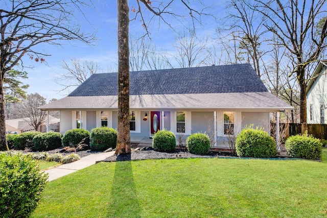 view of front of house featuring a front yard