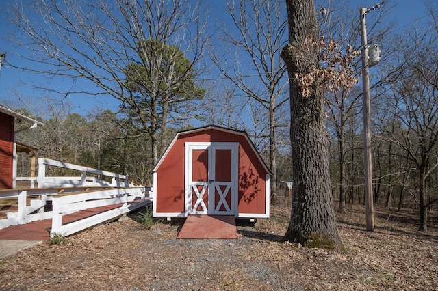 view of outdoor structure