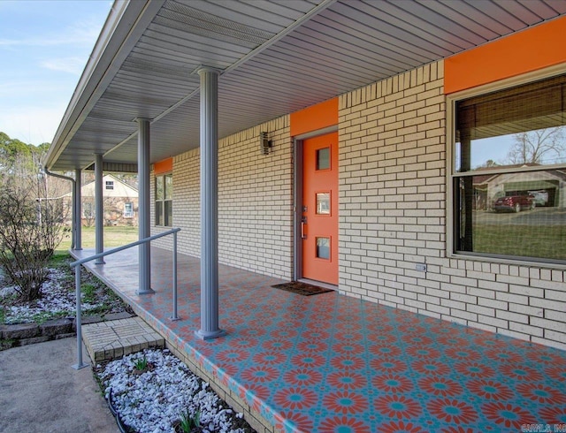 view of patio / terrace with covered porch