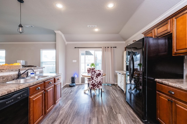 kitchen with sink, black appliances, crown molding, and dark hardwood / wood-style flooring