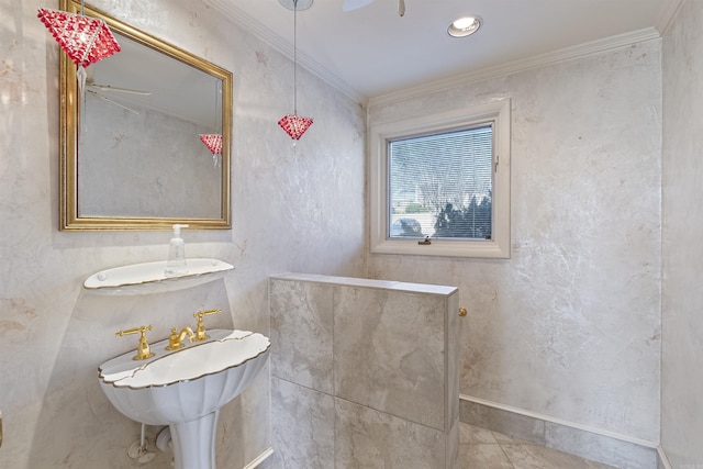 bathroom featuring ornamental molding