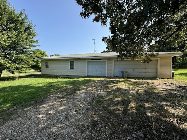 view of detached garage