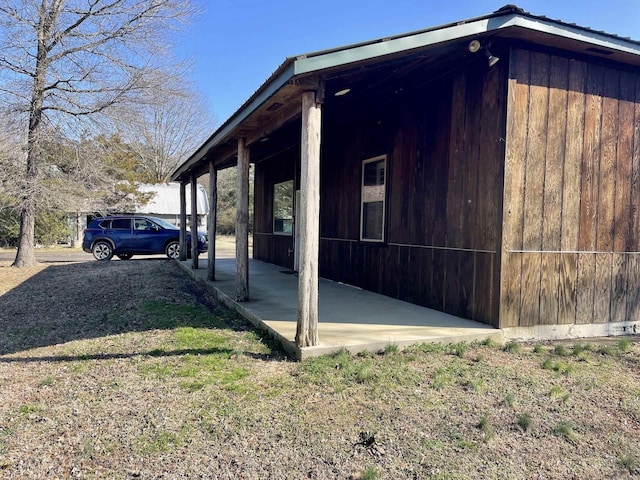 view of home's exterior