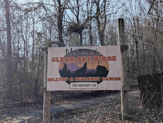 view of community / neighborhood sign