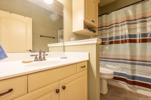 full bathroom featuring vanity, tile patterned flooring, toilet, and a shower with curtain