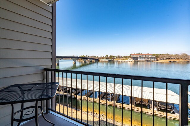 101 Long Island Dr Unit 202, Hot Springs National Park, AR 71913 - balcony featuring a water view