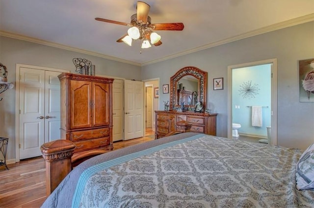 bedroom with light wood finished floors, a ceiling fan, crown molding, and ensuite bathroom