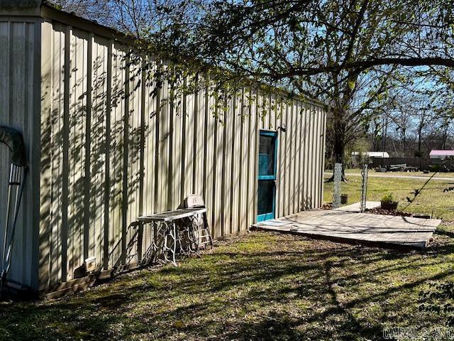 view of outdoor structure