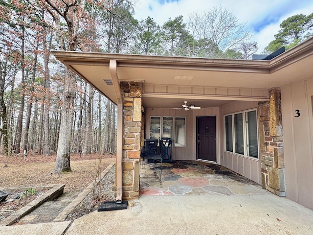 view of patio / terrace with ceiling fan