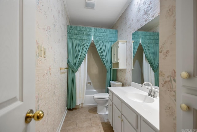 full bathroom featuring wallpapered walls, baseboards, toilet, tile patterned floors, and vanity