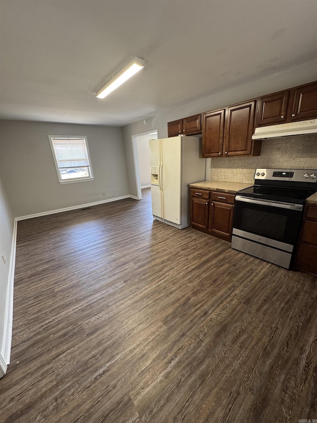 kitchen with decorative backsplash, dark wood finished floors, electric stove, under cabinet range hood, and white fridge with ice dispenser