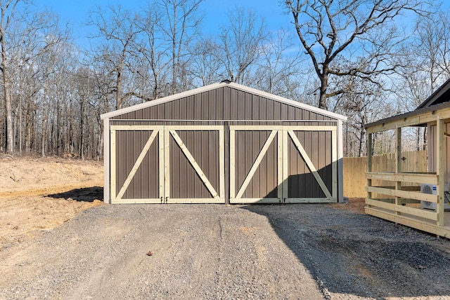 view of outbuilding featuring an outbuilding