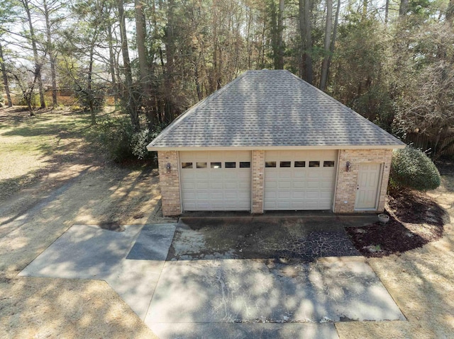 view of detached garage