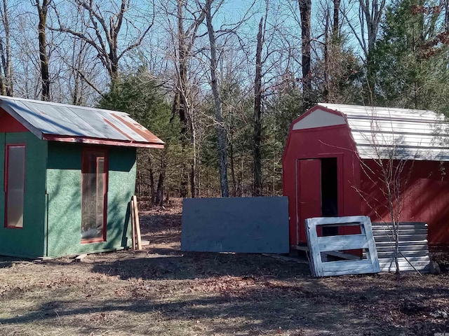 view of outbuilding with an outbuilding