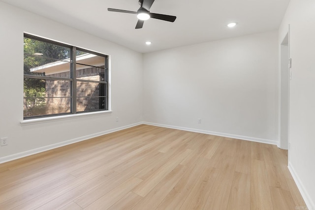 unfurnished room with light wood-style flooring, baseboards, ceiling fan, and recessed lighting