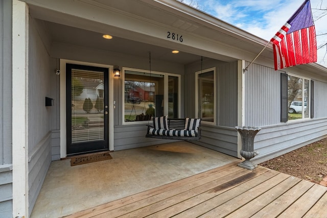 view of property entrance