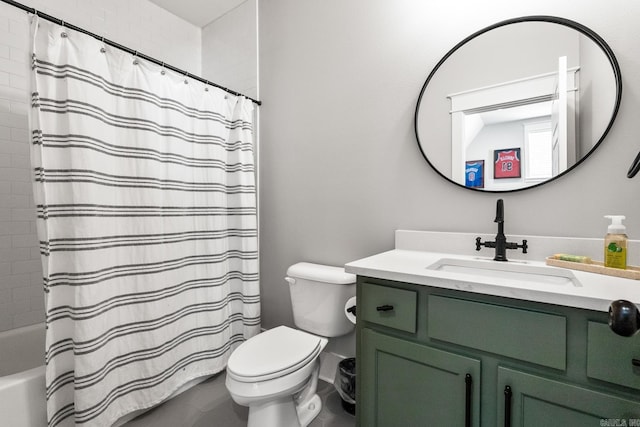 bathroom with vanity, toilet, and shower / tub combo with curtain