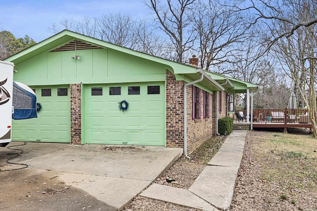 exterior space featuring driveway