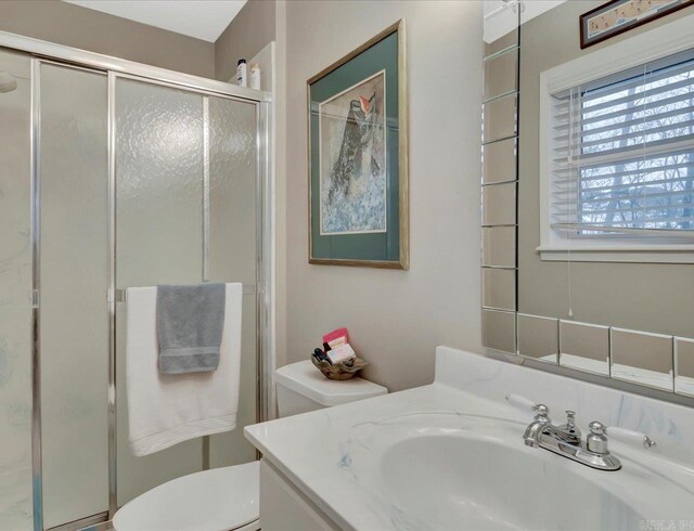 121 Chappel Hill Rd, Hot Springs, AR 71913 - full bath featuring a shower stall, toilet, and vanity