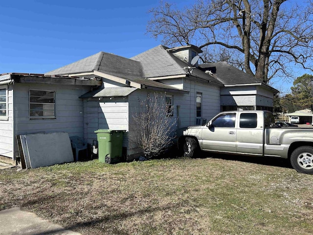 view of property exterior