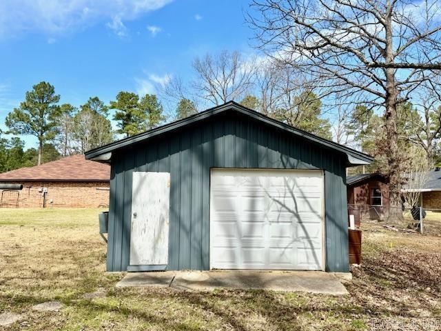 view of outbuilding with an outbuilding