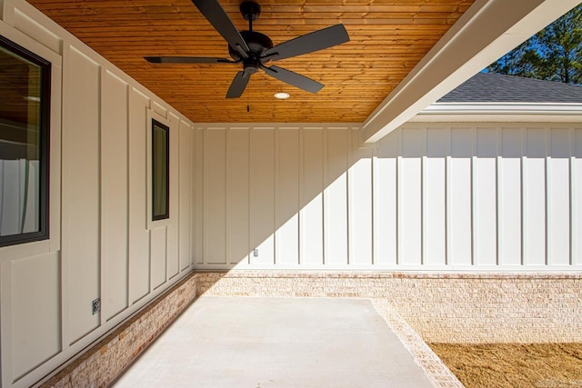 view of patio / terrace featuring ceiling fan