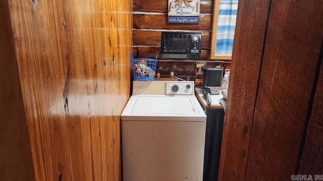 washroom with washer / dryer and laundry area