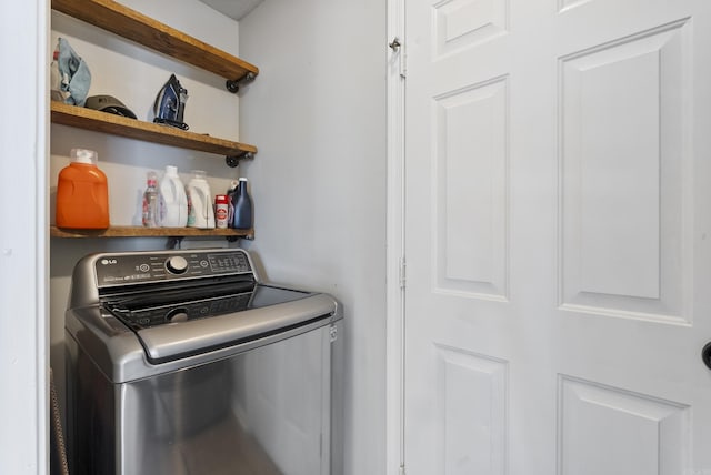 washroom featuring washer / clothes dryer