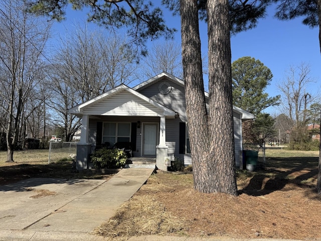 view of front of house featuring covered porch