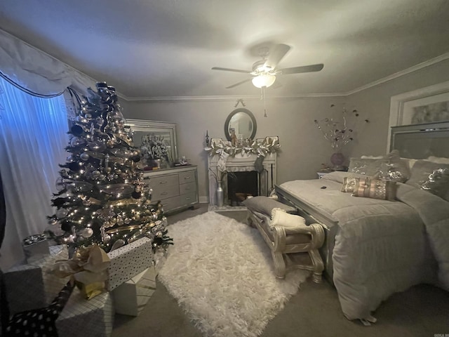 bedroom with crown molding and ceiling fan