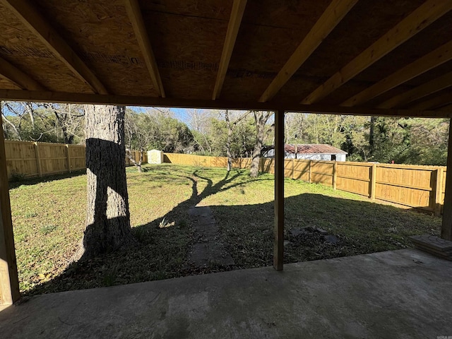 view of yard with a patio area