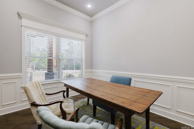 office with recessed lighting, a wainscoted wall, wood finished floors, and crown molding