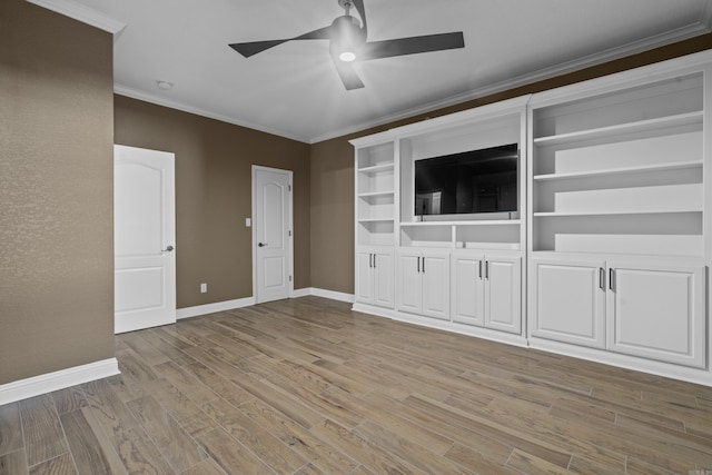 unfurnished living room with a ceiling fan, light wood-type flooring, baseboards, and ornamental molding