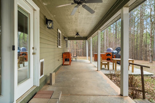 view of patio with ceiling fan