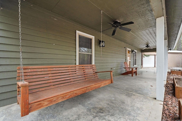 view of patio / terrace featuring covered porch and a ceiling fan