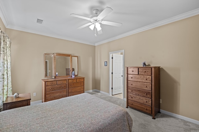 bedroom featuring a ceiling fan, visible vents, baseboards, light carpet, and crown molding