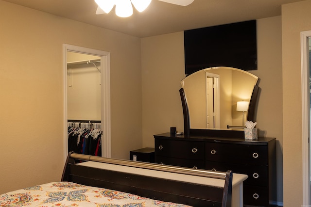 bedroom with a closet and ceiling fan