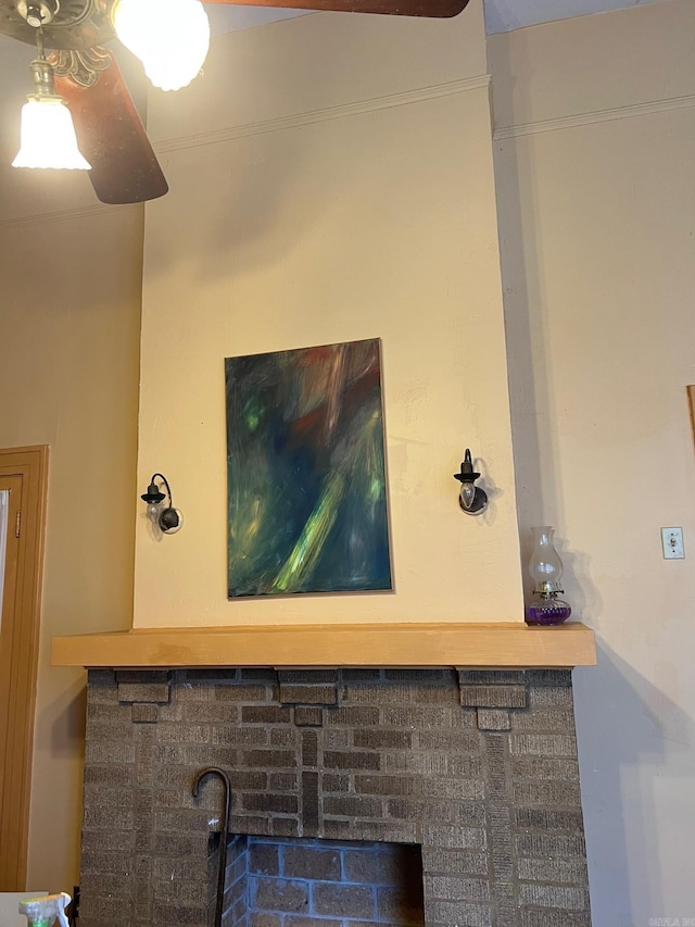 interior details featuring a ceiling fan