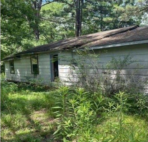 view of side of property