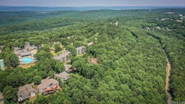 bird's eye view with a view of trees