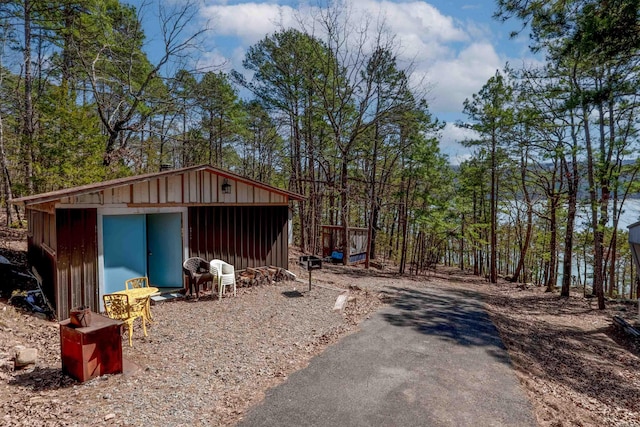 view of outbuilding featuring an outdoor structure