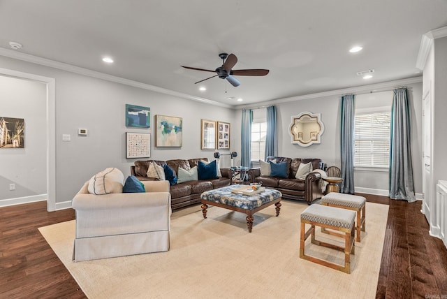 living room with recessed lighting, wood finished floors, ceiling fan, and crown molding