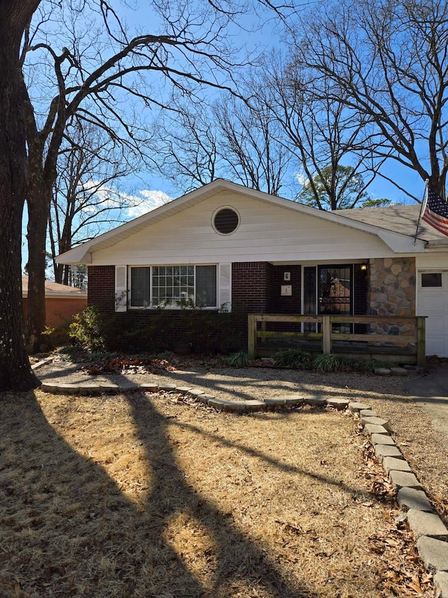 view of front of home featuring a garage