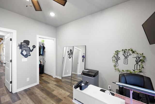 office area featuring wood finished floors, recessed lighting, a ceiling fan, and baseboards