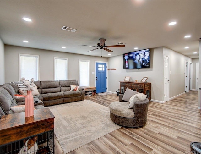 111 Westgate, Hot Springs, AR 71913 - living area with visible vents, baseboards, ceiling fan, recessed lighting, and light wood-style floors