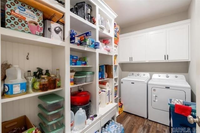 41 Rivers Edge Cv, Heber Springs, AR 72543 - clothes washing area featuring separate washer and dryer and wood finished floors