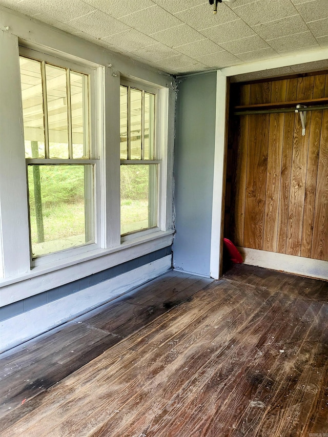 755 Ash St, Prescott, AR 71857 - unfurnished room featuring wood-type flooring