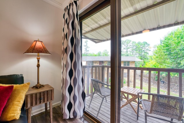 125 Carl Dr, Hot Springs, AR 71913 - interior space with baseboards, a healthy amount of sunlight, and wood finished floors