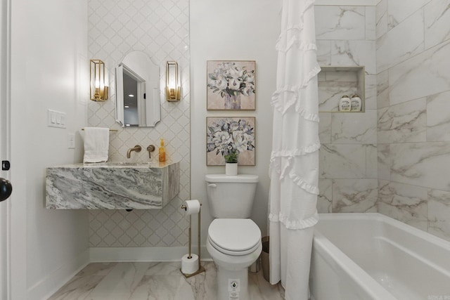 125 Hallen Ln, Little Rock, AR 72223 - full bath with baseboards, marble finish floor, toilet, and wallpapered walls