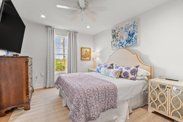 bedroom featuring light wood-type flooring, baseboards, ceiling fan, and recessed lighting